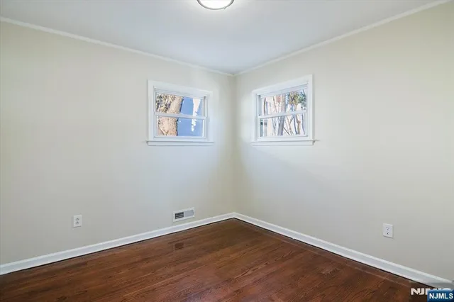 $4,400 | 301 Riverview Road, Pompton Lakes, NJ 07442