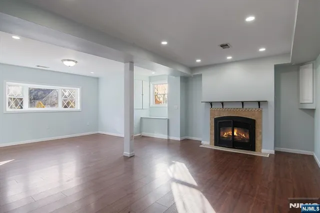 $4,400 | 301 Riverview Road, Pompton Lakes, NJ 07442