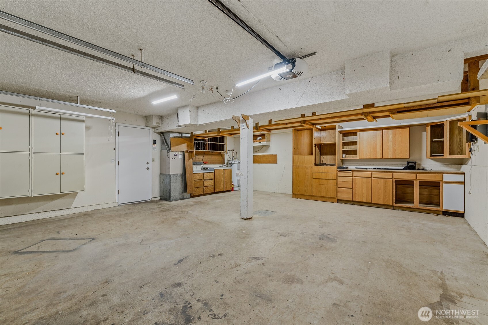 3162 Northwest Kent Street Camas, WA 98607 - Photo 33 of 40 a view of a garage