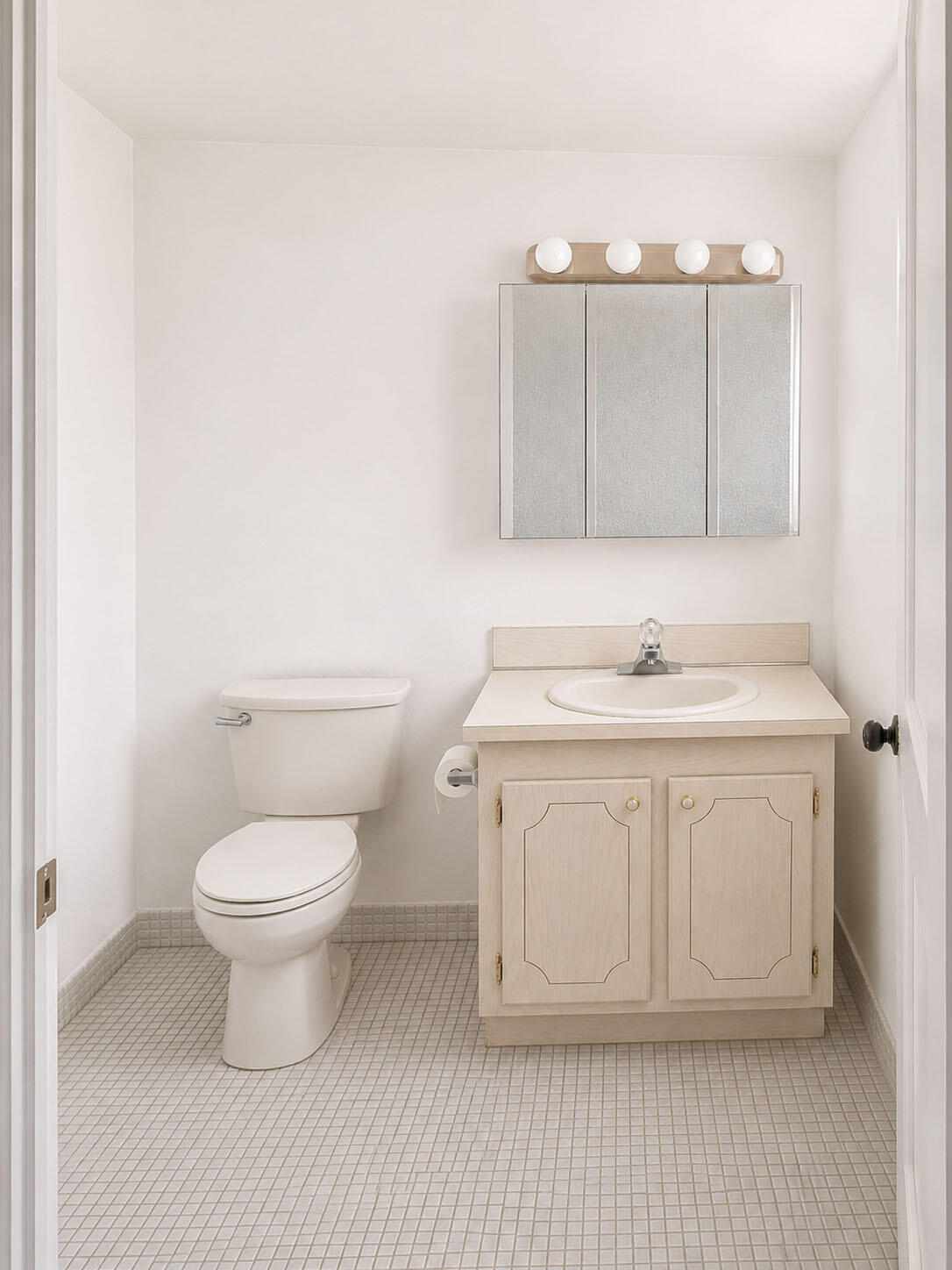 5501 Northwest 2nd Avenue, Unit 202 Boca Raton, FL 33487 - Photo 11 of 11 Half Bath2 (1)