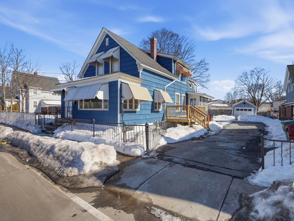 74 Carlisle Street Lowell, MA 01852 - Photo 2 of 41