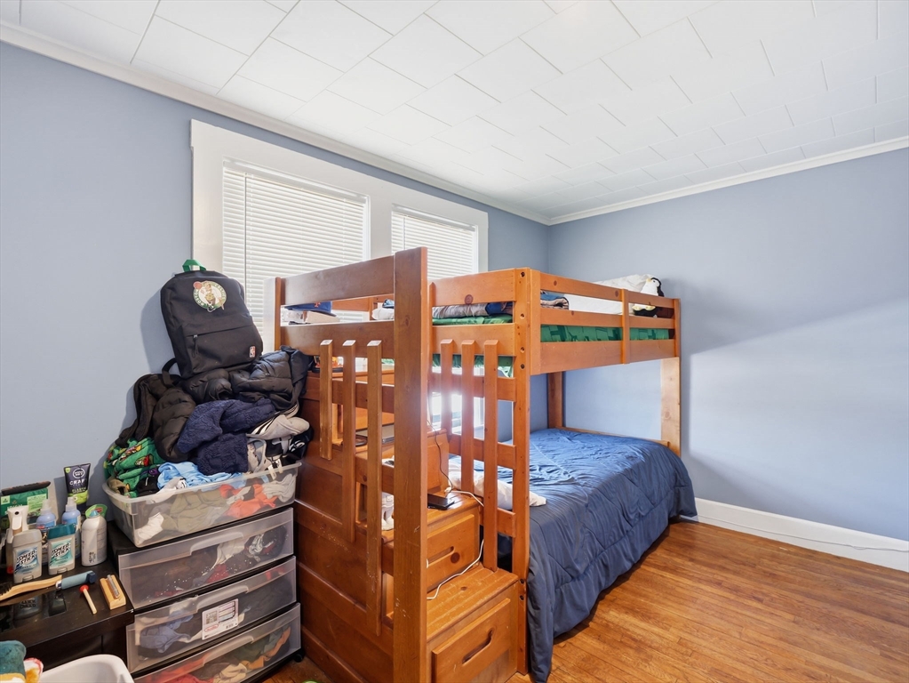 74 Carlisle Street Lowell, MA 01852 - Photo 28 of 41