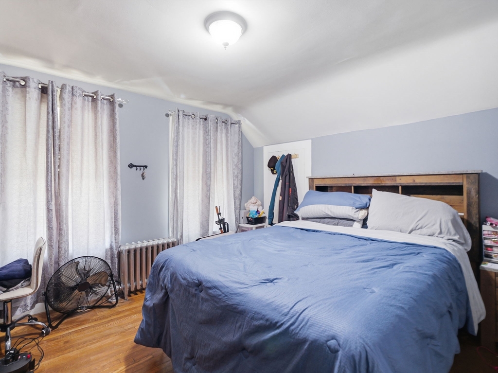 74 Carlisle Street Lowell, MA 01852 - Photo 30 of 41