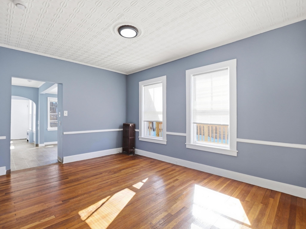 74 Carlisle Street Lowell, MA 01852 - Photo 3 of 41