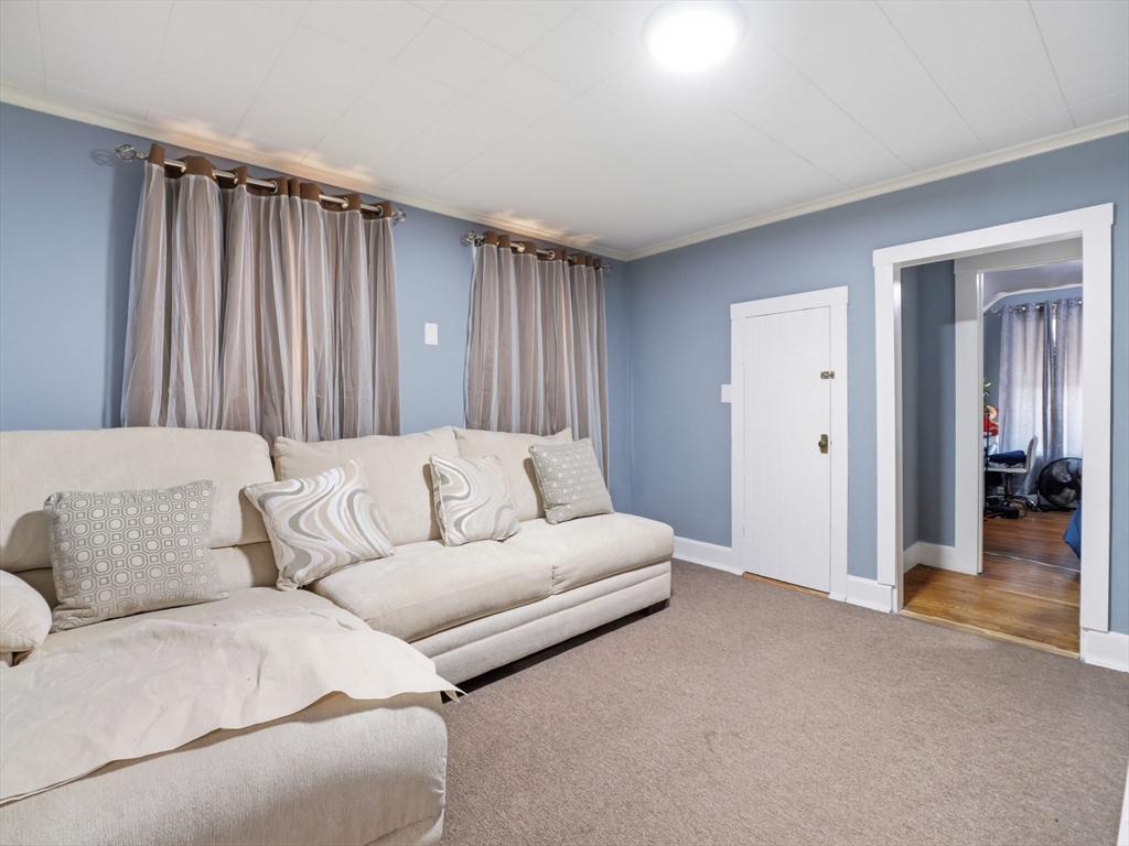 74 Carlisle Street Lowell, MA 01852 - Photo 34 of 41