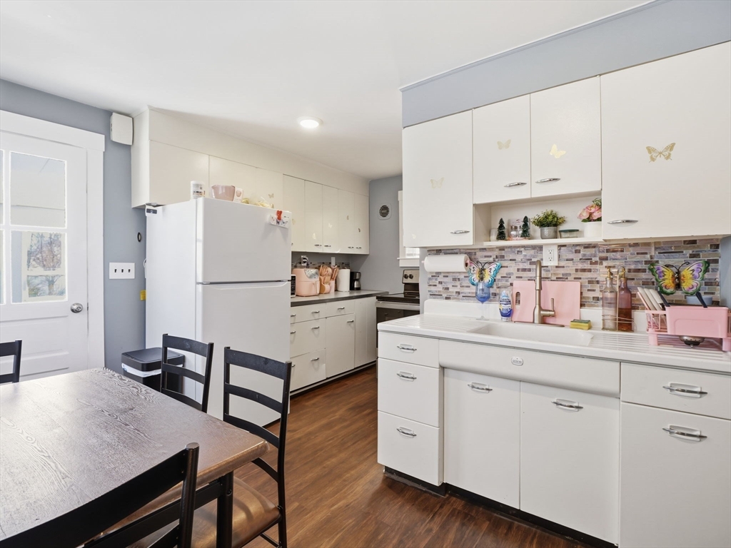 74 Carlisle Street Lowell, MA 01852 - Photo 39 of 41