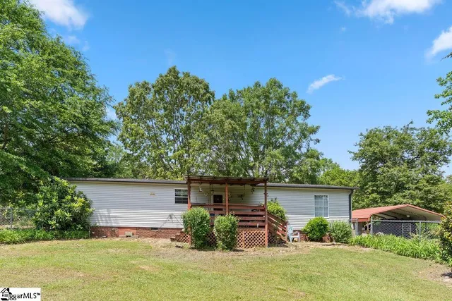 $419,900 | 690 Farms Bridge Road, Inman, SC 29349