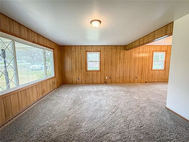 $294,900 | 414 Holyoke Road, Butler, PA 16001