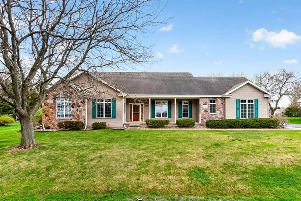 $410,000 | 4431 Bellhaven Lane, Oshkosh, WI 54904
