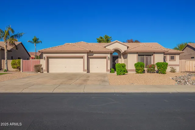 $775,000 | 4616 West Whispering Wind Drive, Glendale, AZ 85310