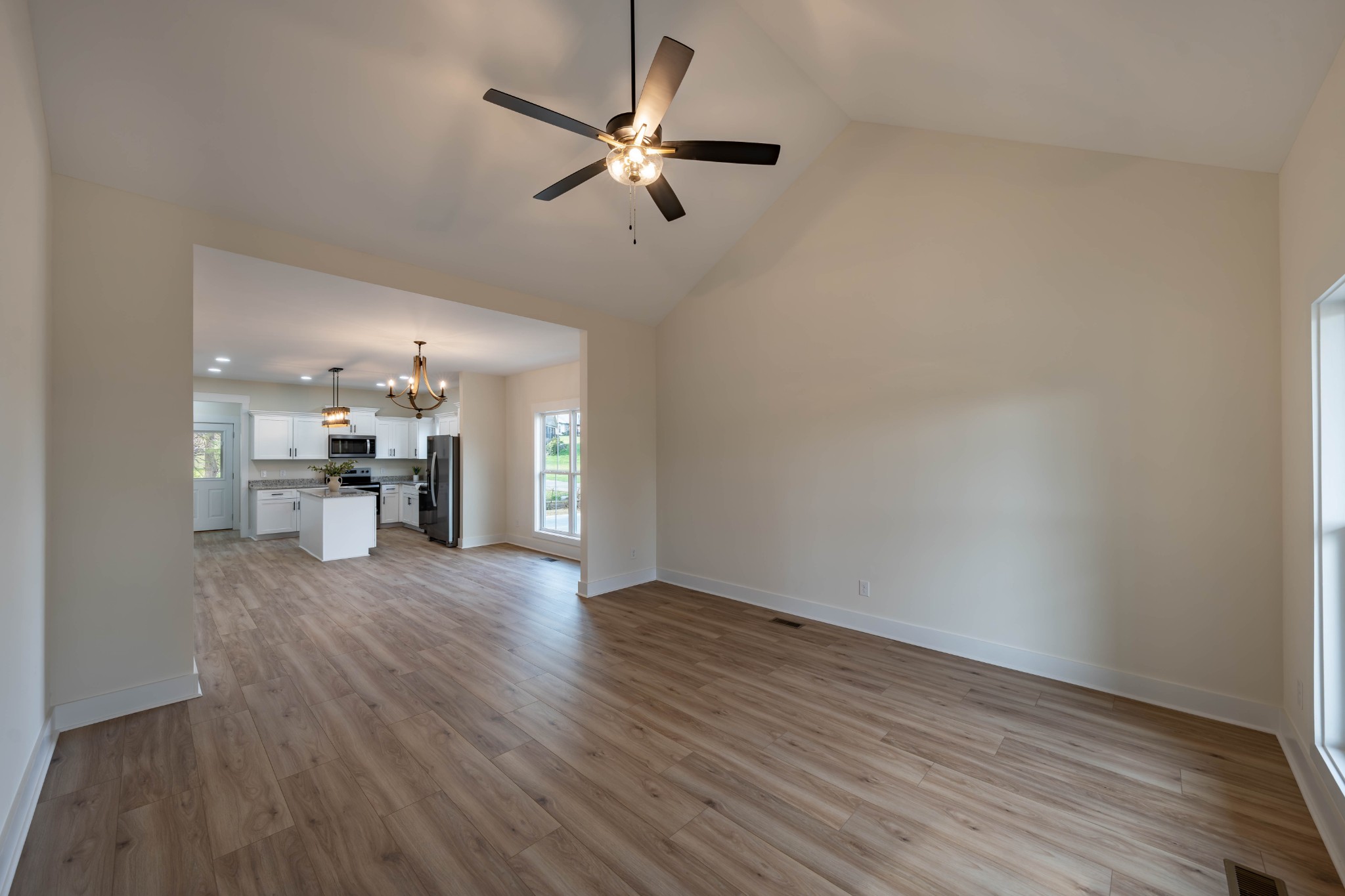 104 West D B L Road Springfield, TN 37172 - Photo 13 of 38 Gallery Image 13