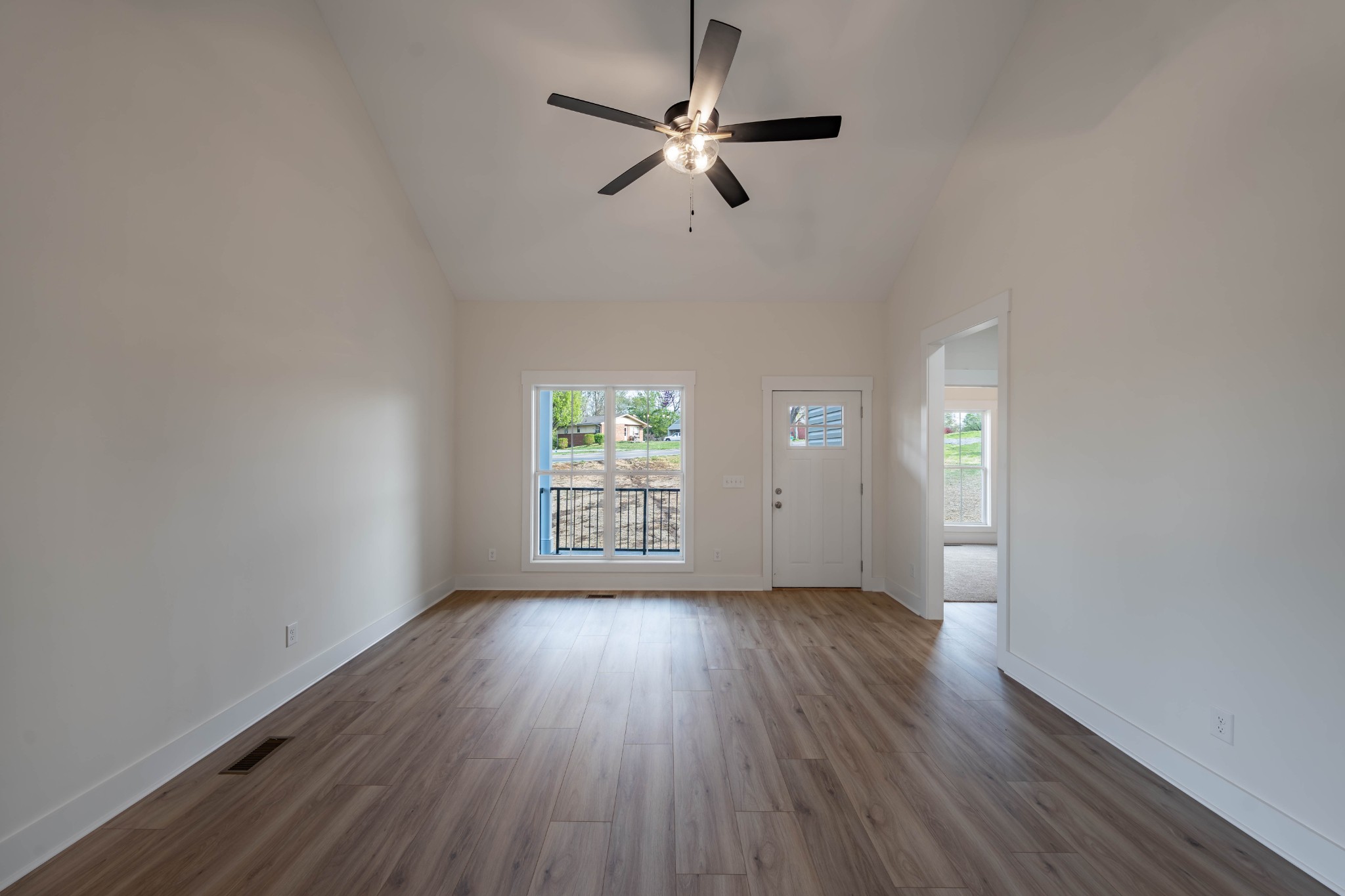 104 West D B L Road Springfield, TN 37172 - Photo 15 of 38 Gallery Image 15