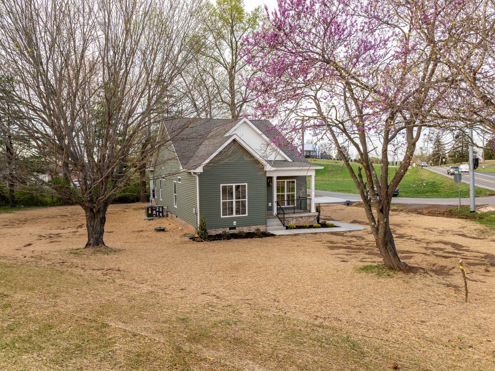 104 West D B L Road Springfield, TN 37172 - Photo 3 of 38 Gallery Image 3