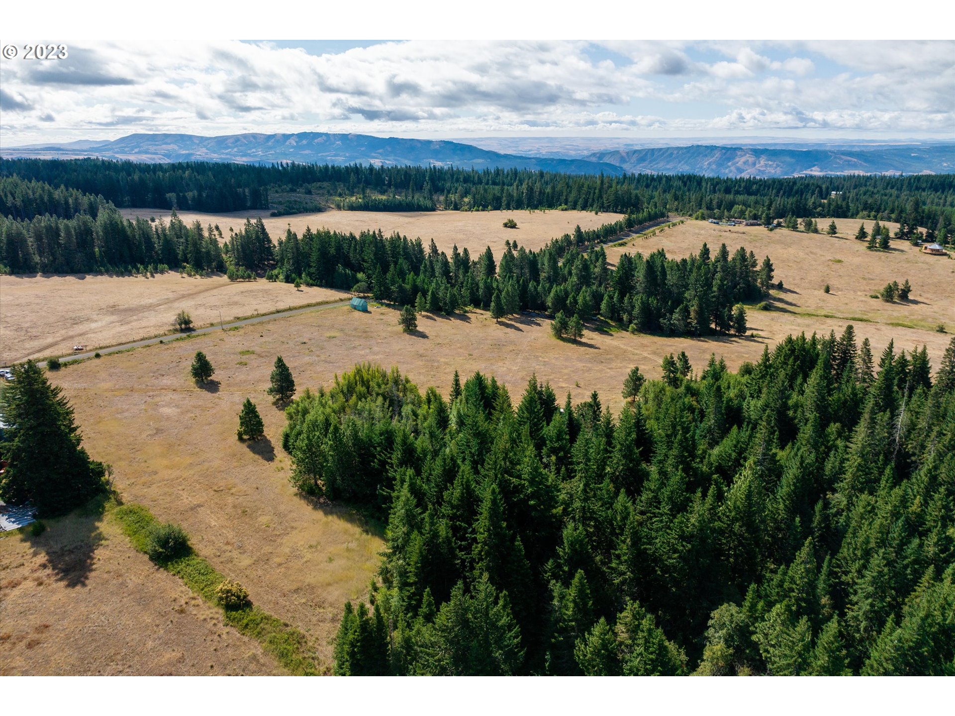 399 McGowan Road Lyle, WA 98635 - Photo 17 of 35 a view of a lake
