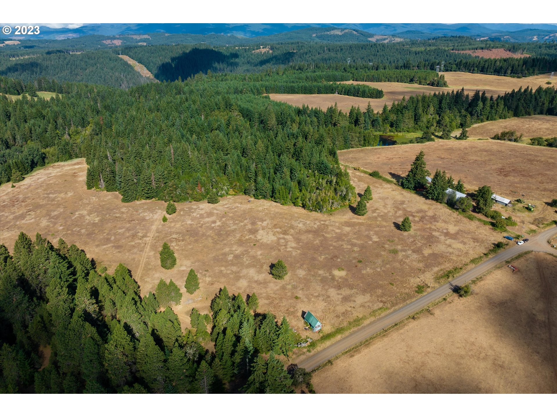 399 McGowan Road Lyle, WA 98635 - Photo 34 of 35 a view of a outdoor space