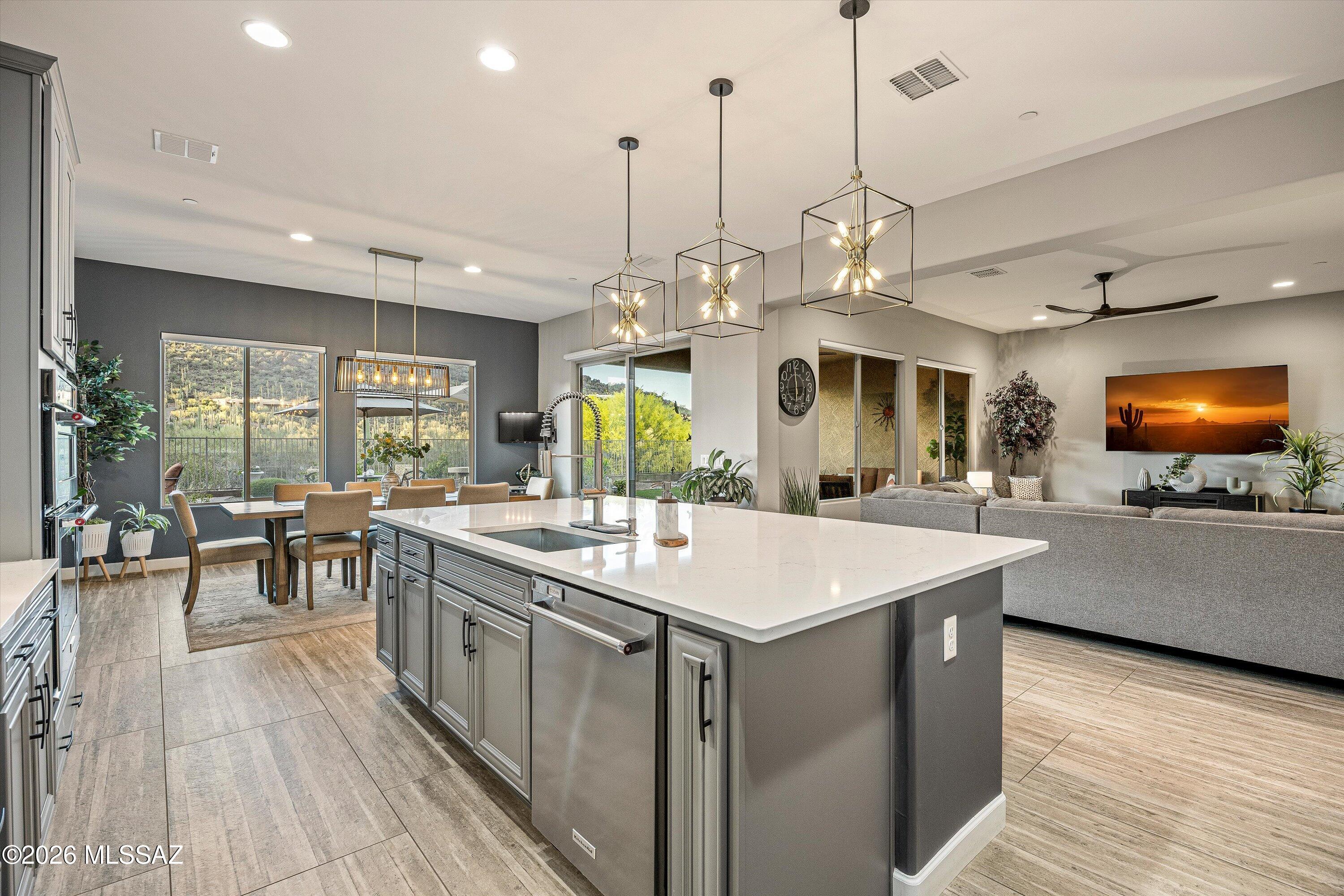 8489 North Lone Ranger Road Tucson, AZ 85743 - Photo 16 of 50 Open concept perfect for entertaining.