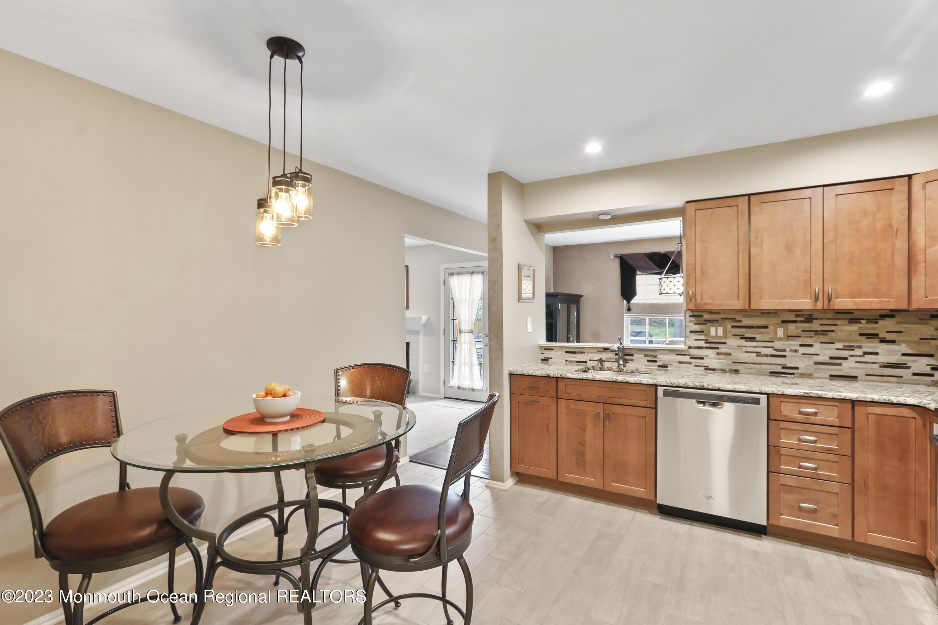 16 Hancock Lane Manalapan, NJ 07726 - Photo 15 of 30 5W5A5109