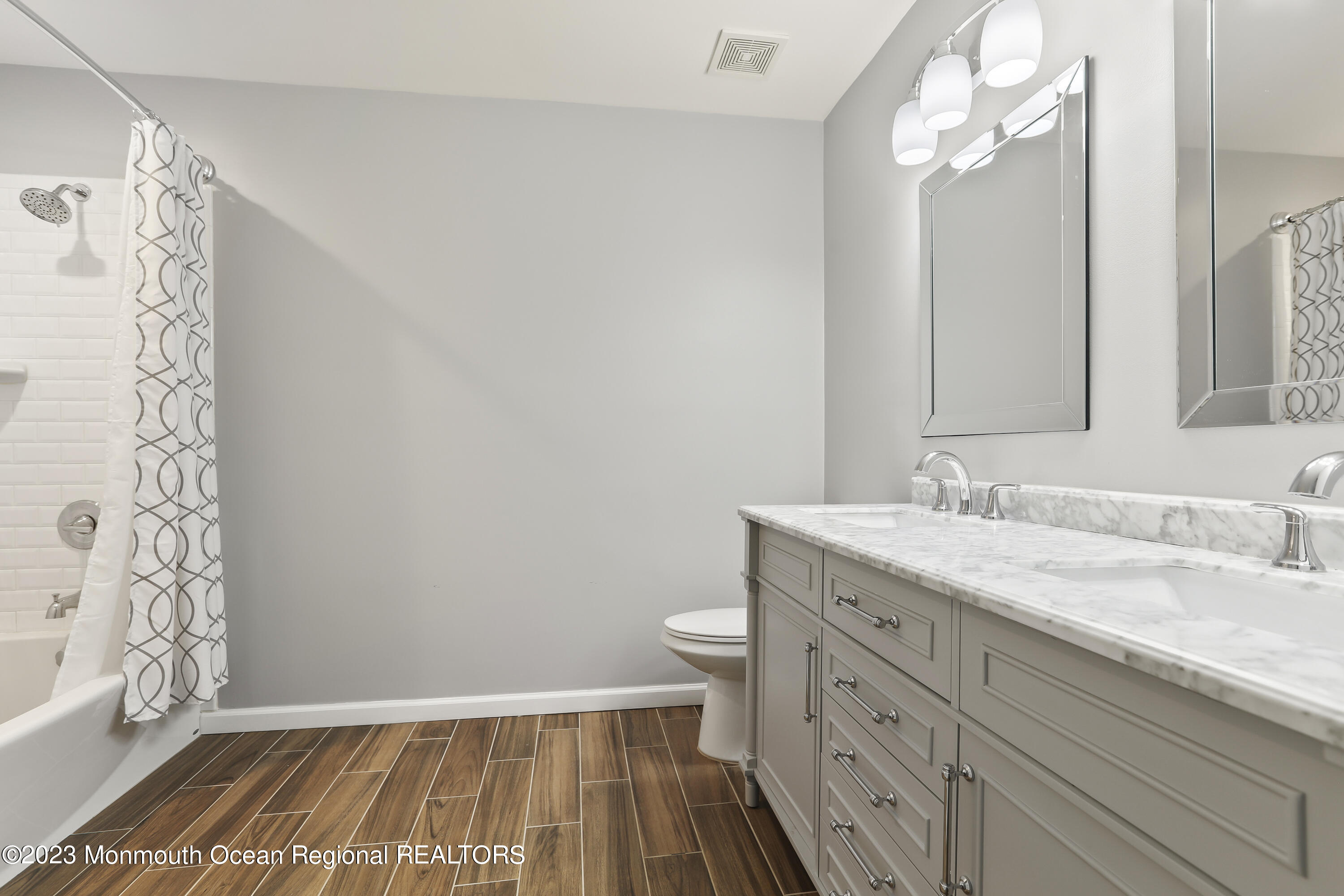 16 Hancock Lane Manalapan, NJ 07726 - Photo 21 of 30 5W5A5145