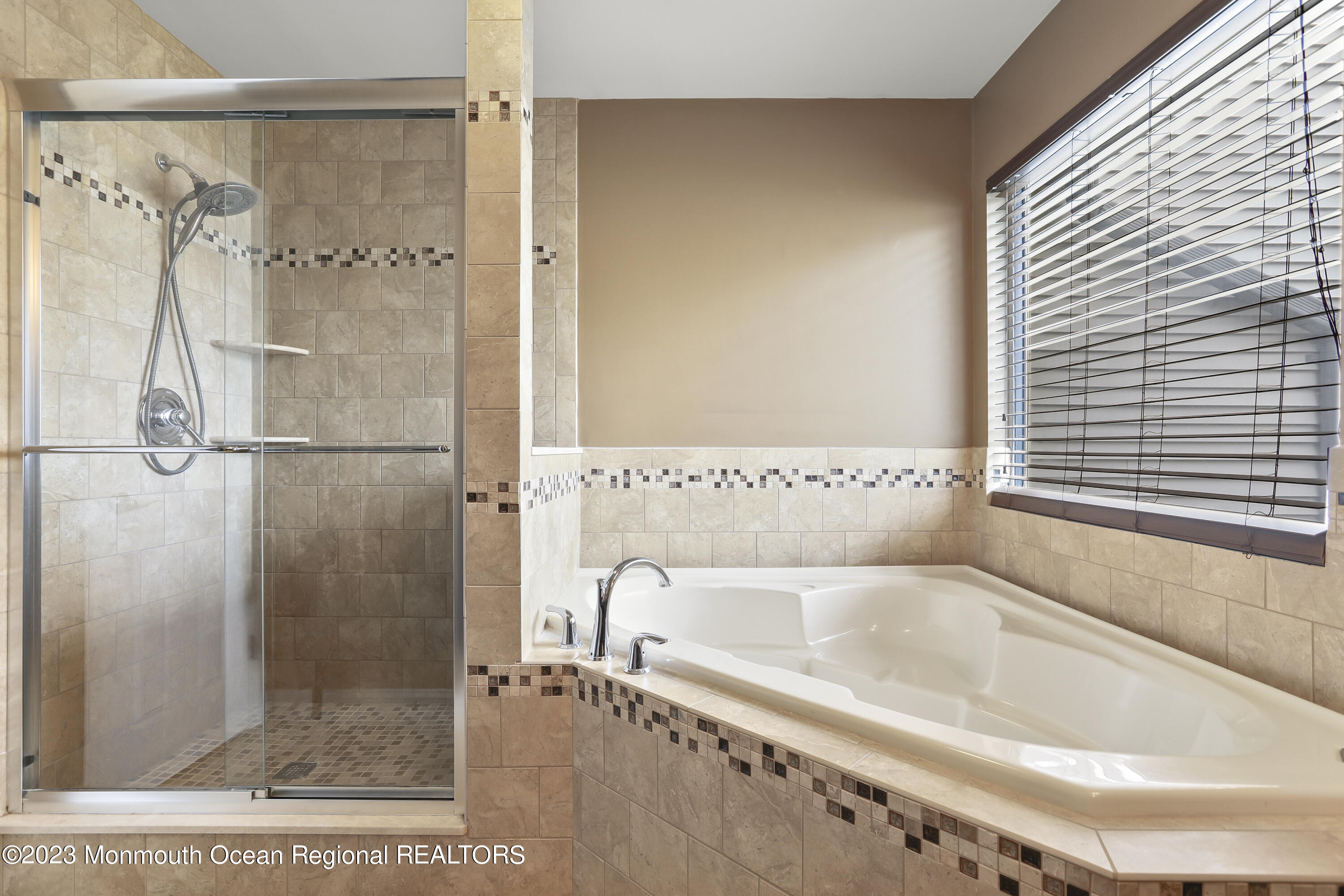 16 Hancock Lane Manalapan, NJ 07726 - Photo 27 of 30 5W5A5190