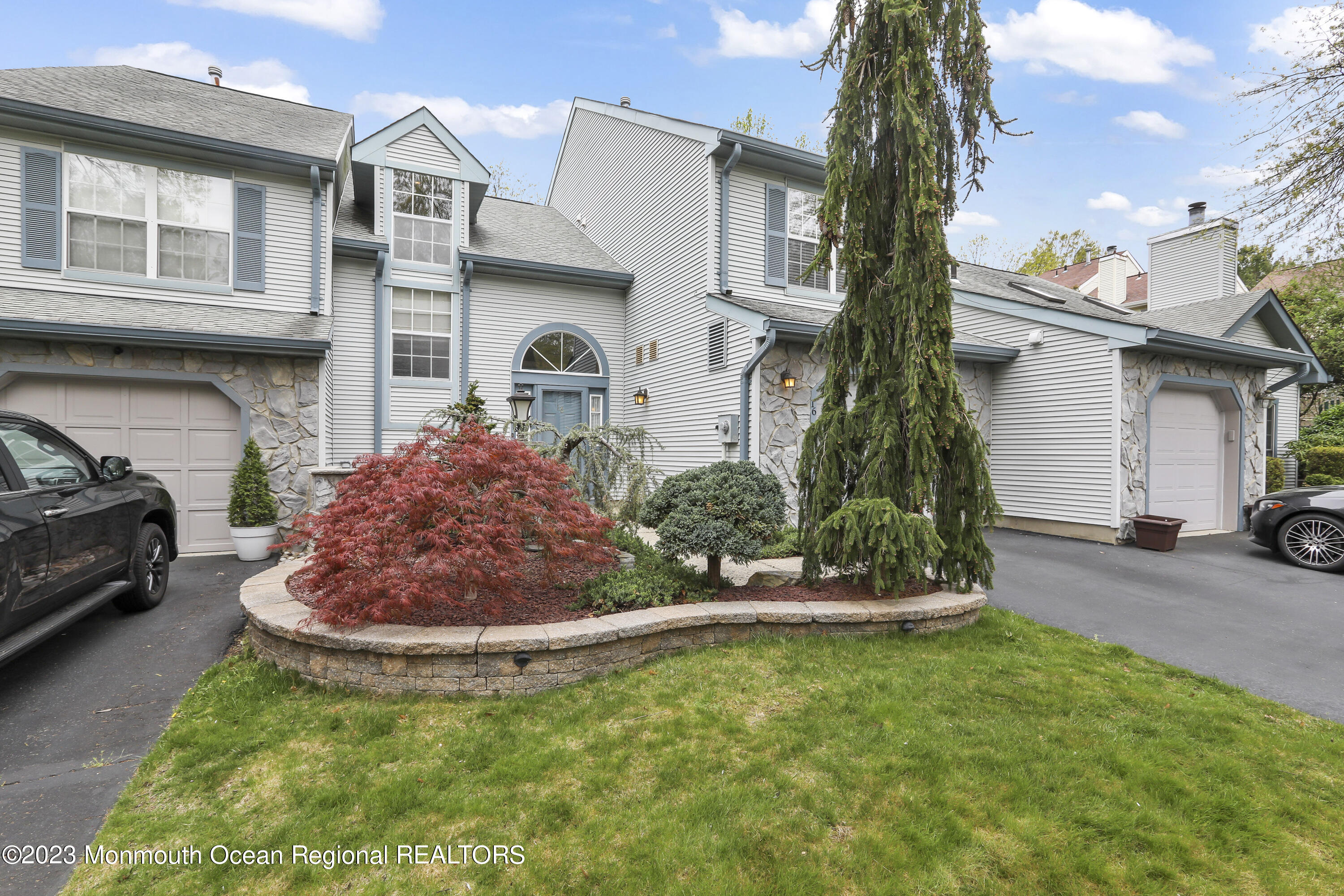 16 Hancock Lane Manalapan, NJ 07726 - Photo 3 of 30 5W5A5216