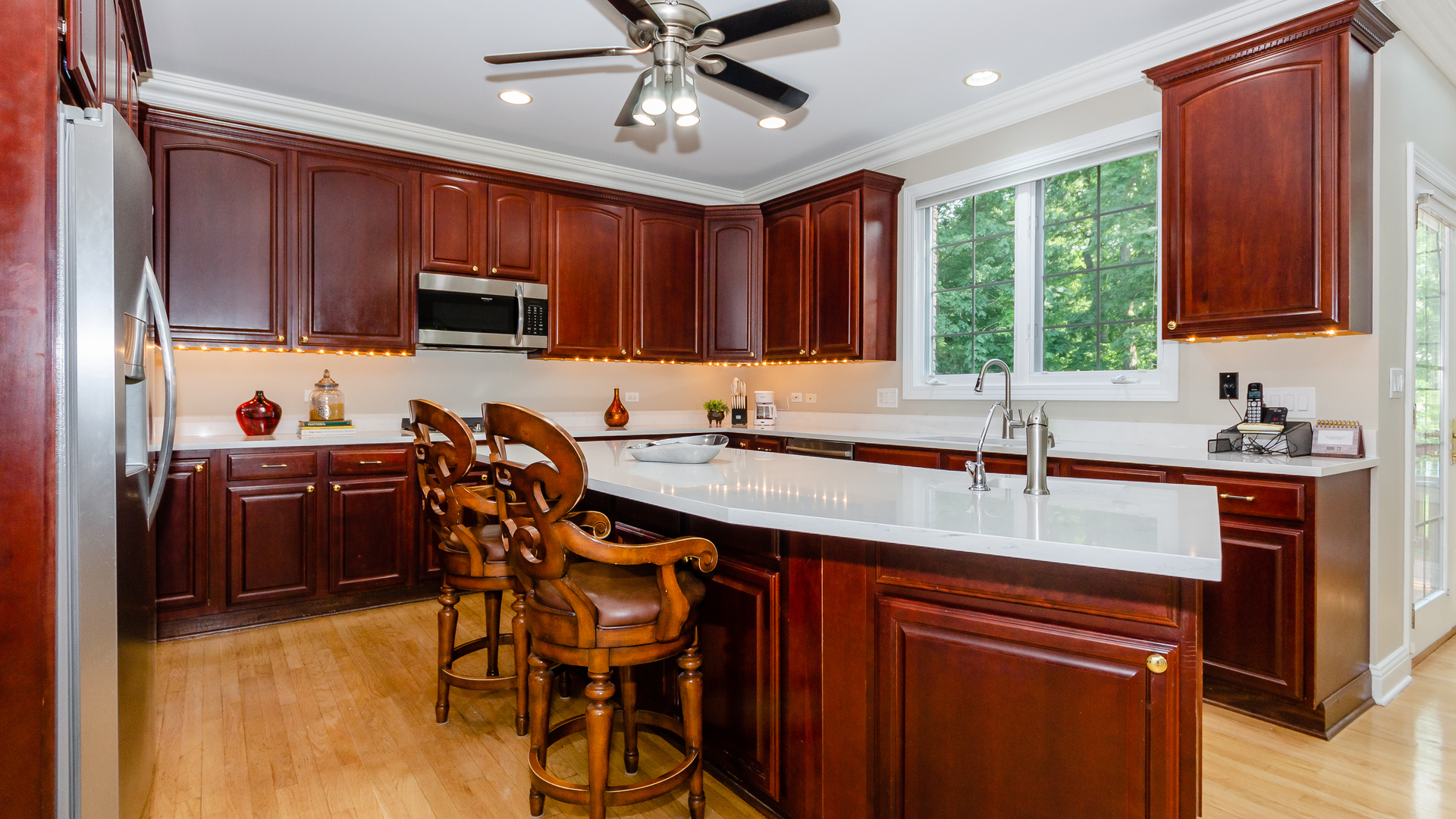 230 Devon Drive Burr Ridge, IL 60527 - Photo 18 of 94