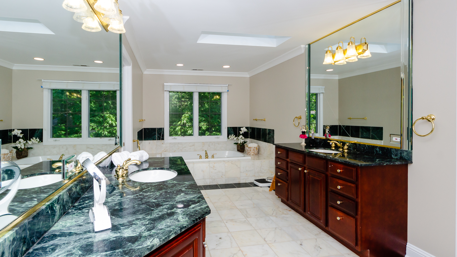 230 Devon Drive Burr Ridge, IL 60527 - Photo 60 of 94