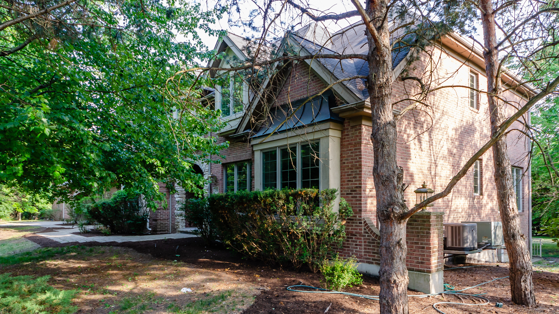 230 Devon Drive Burr Ridge, IL 60527 - Photo 6 of 94