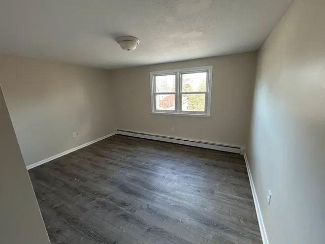 $1,700 | 31 Joyce Street, Unit 6, Webster, MA 01570