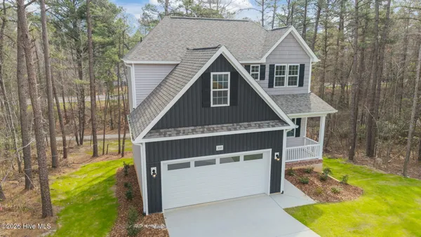 $400,000 | 335 Adams Circle, Pinehurst, NC 28374