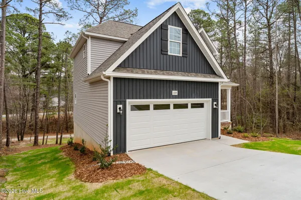 $400,000 | 335 Adams Circle, Pinehurst, NC 28374