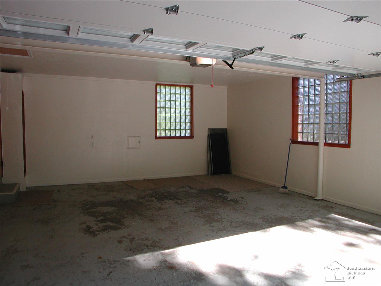 9241 Reeck Road Allen Park, MI 48101 - Photo 12 of 13