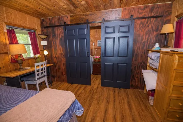 a view of walk in closet