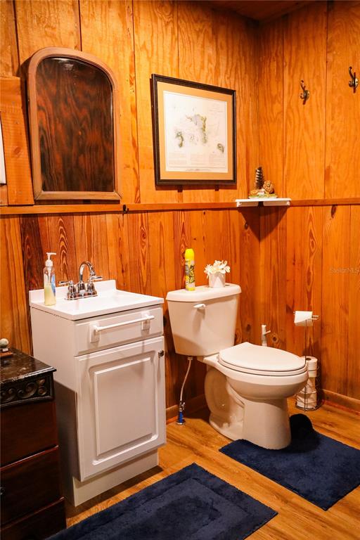 3850 Southeast 22 Court Bronson, FL 32621 - Photo 26 of 40 a bathroom with a toilet and a sink