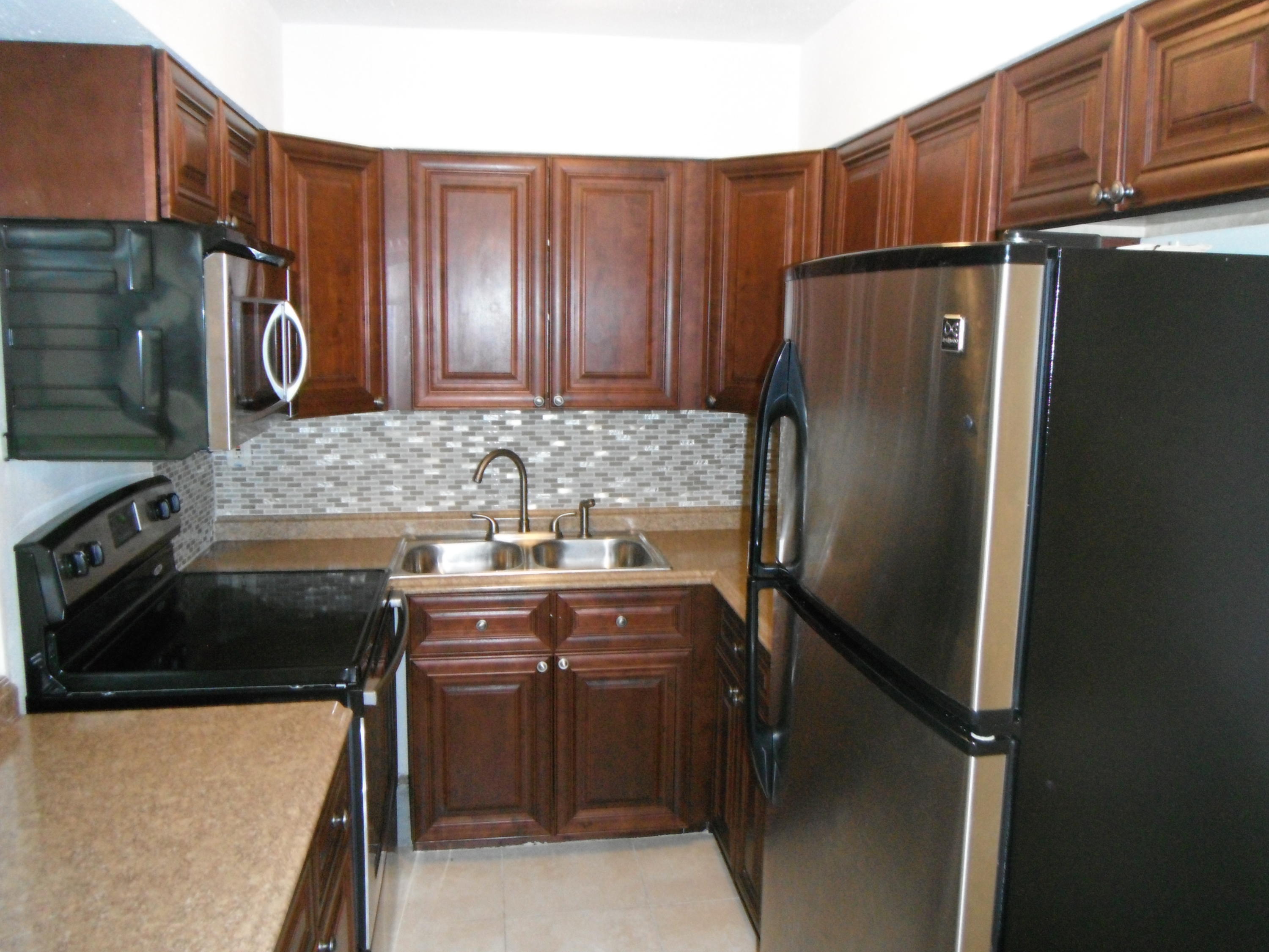 4660 Schall Road West Palm Beach, FL 33417 - Photo 8 of 13 DSCF1828