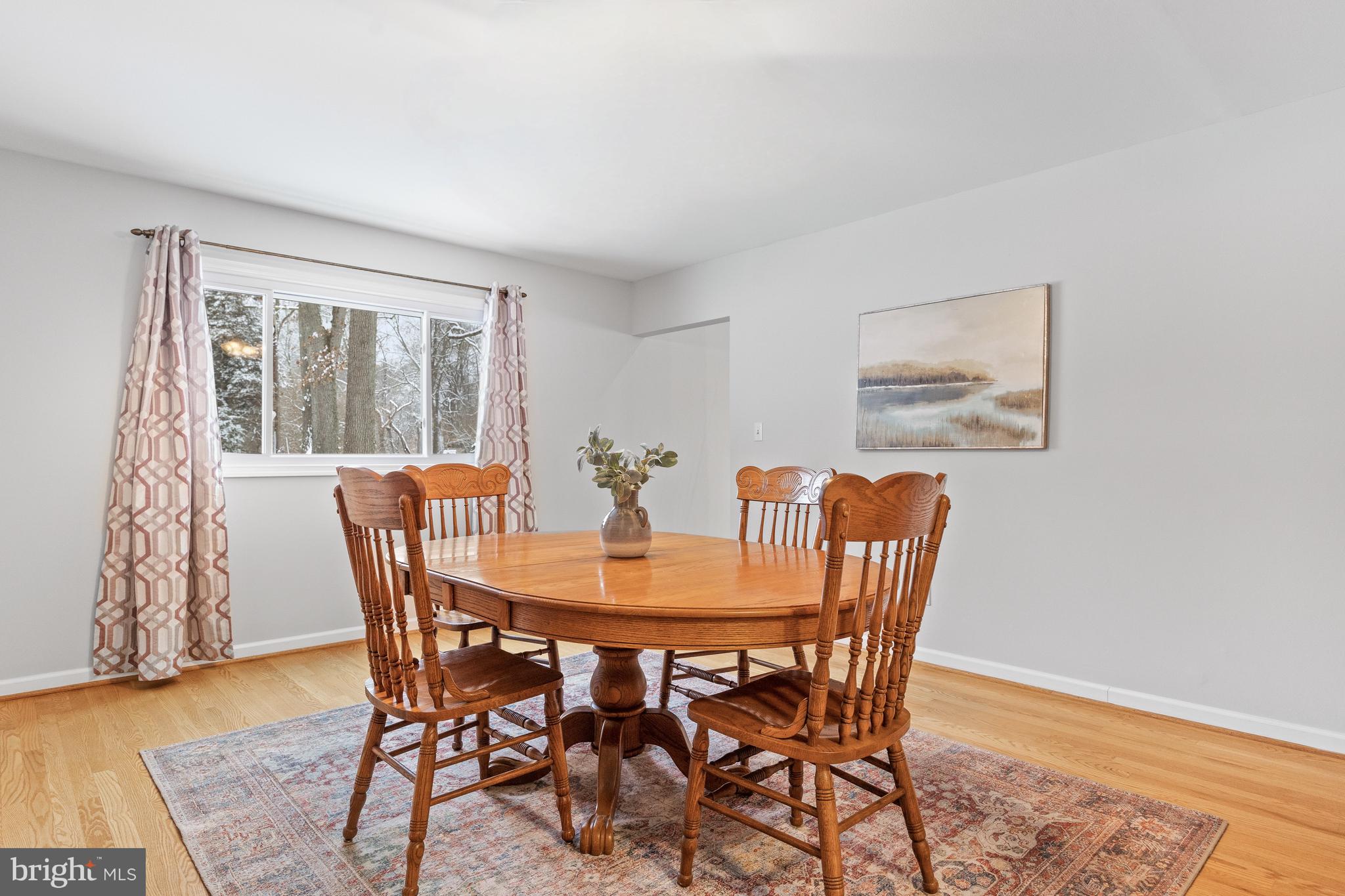1709 Governor Bridge Road Davidsonville, MD 21035 - Photo 5 of 25 Dining room