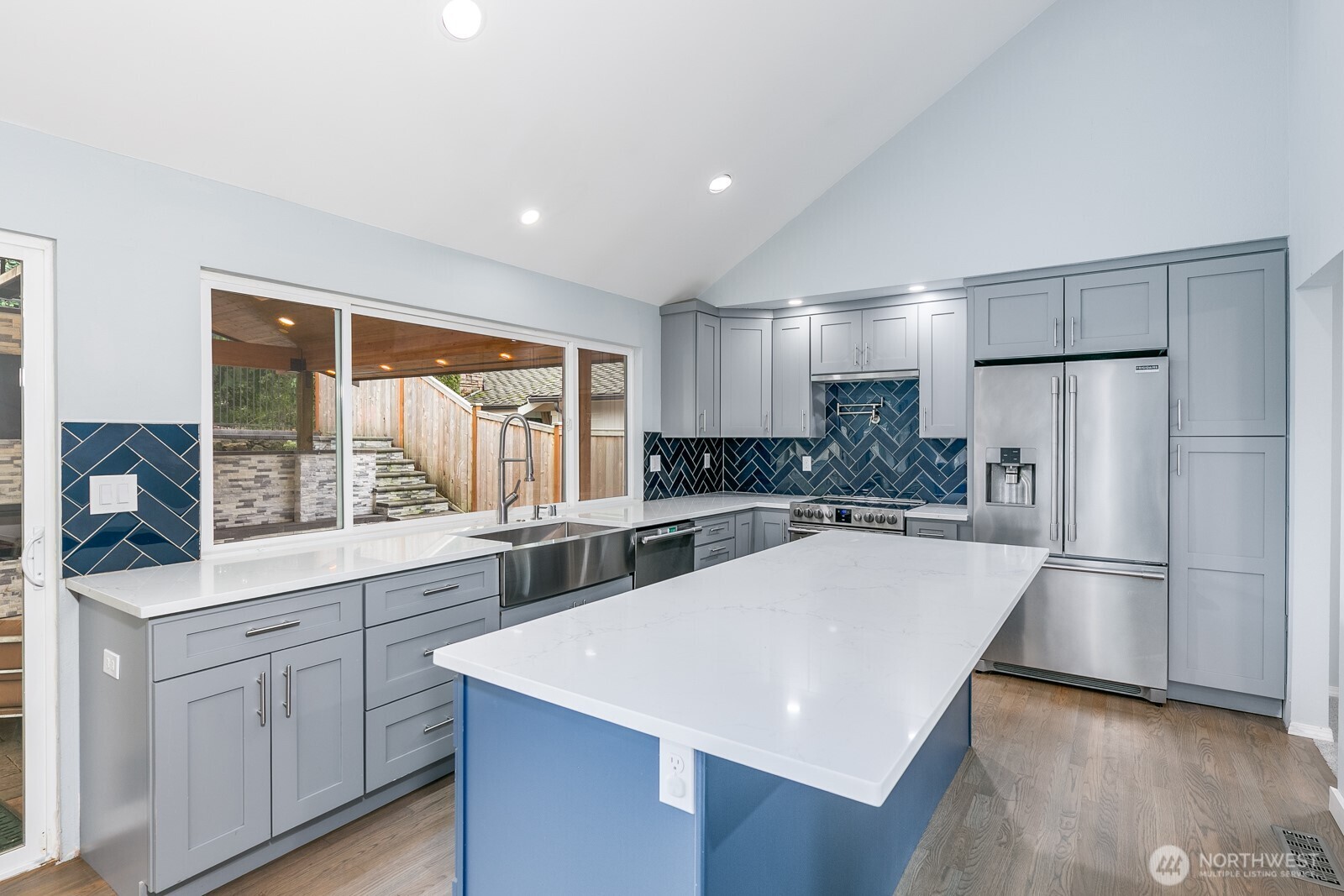 14801 Southeast Fairwood Boulevard Renton, WA 98058 - Photo 12 of 32