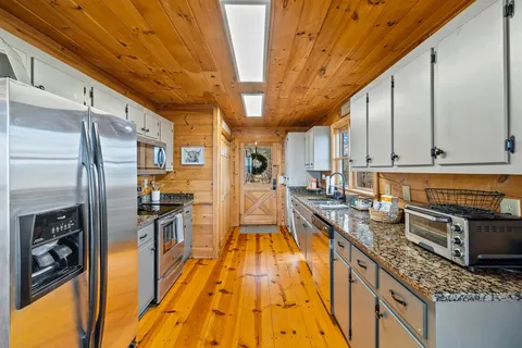 $987,000 | 907 Ripshin Mountain Road, Blue Ridge, GA 30513