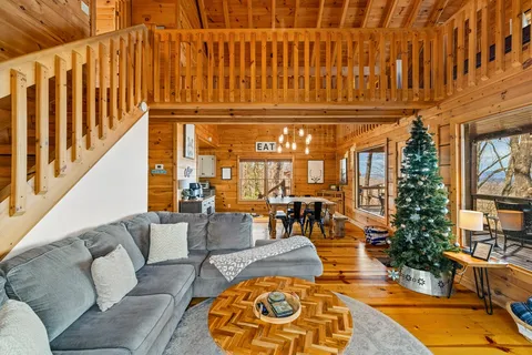 $987,000 | 907 Ripshin Mountain Road, Blue Ridge, GA 30513