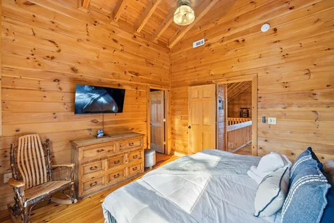 $987,000 | 907 Ripshin Mountain Road, Blue Ridge, GA 30513