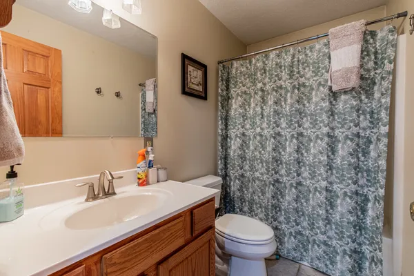 $419,900 | 19 Chairtree Court, Putnam, IL 61560