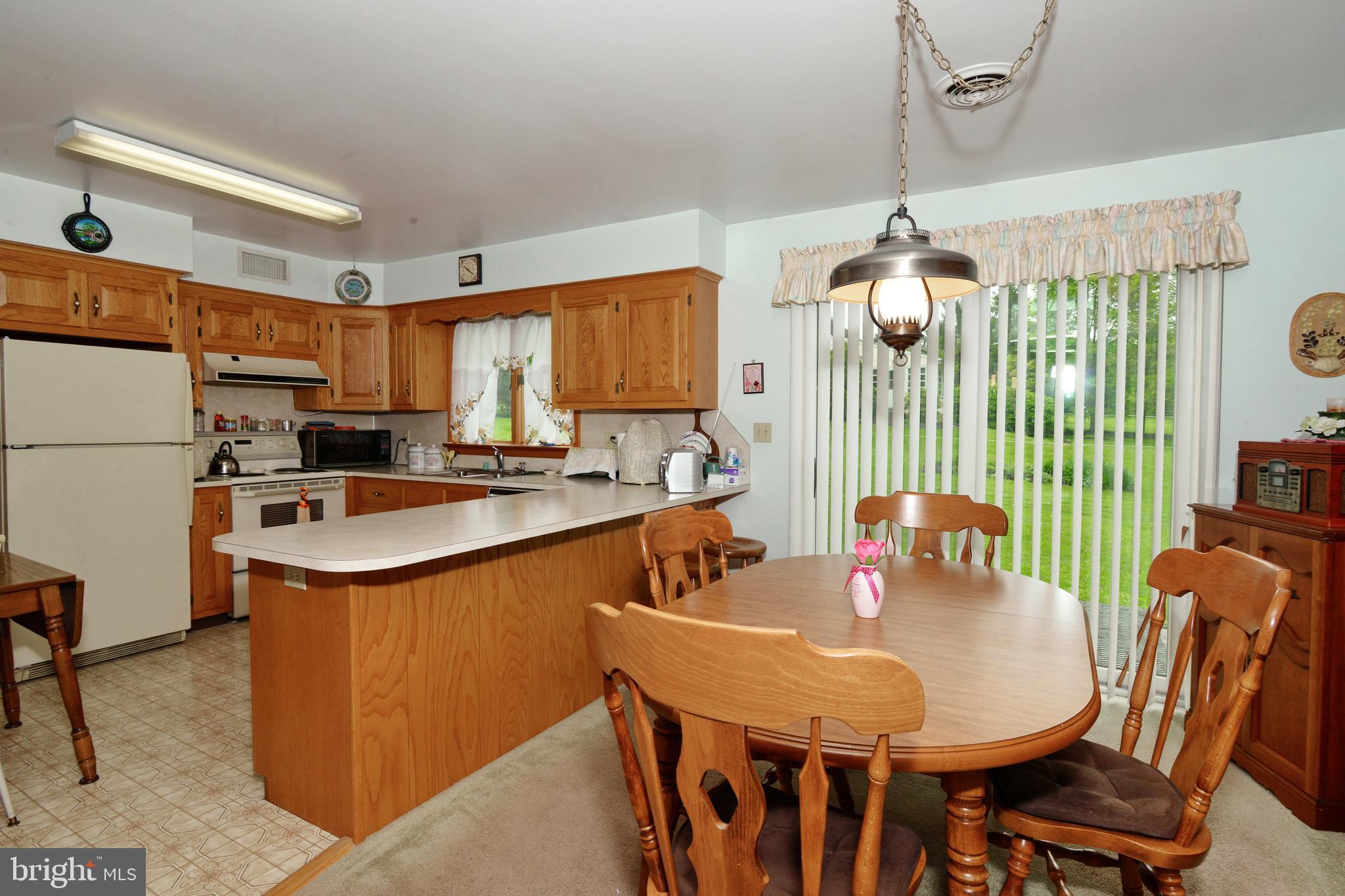 732 County Line Road Telford, PA 18969 - Photo 11 of 33 Dining Room & Kitchen
