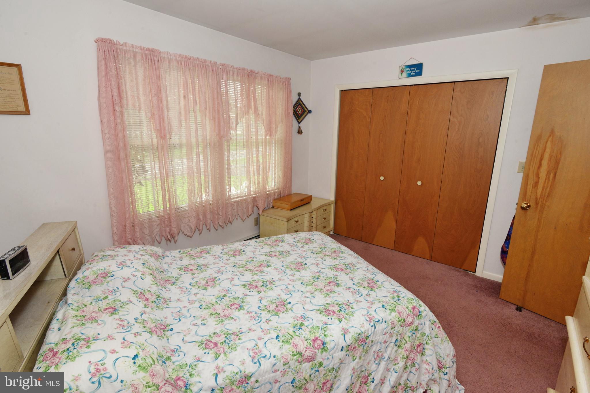 732 County Line Road Telford, PA 18969 - Photo 15 of 33 Main Bedroom with Double Closet