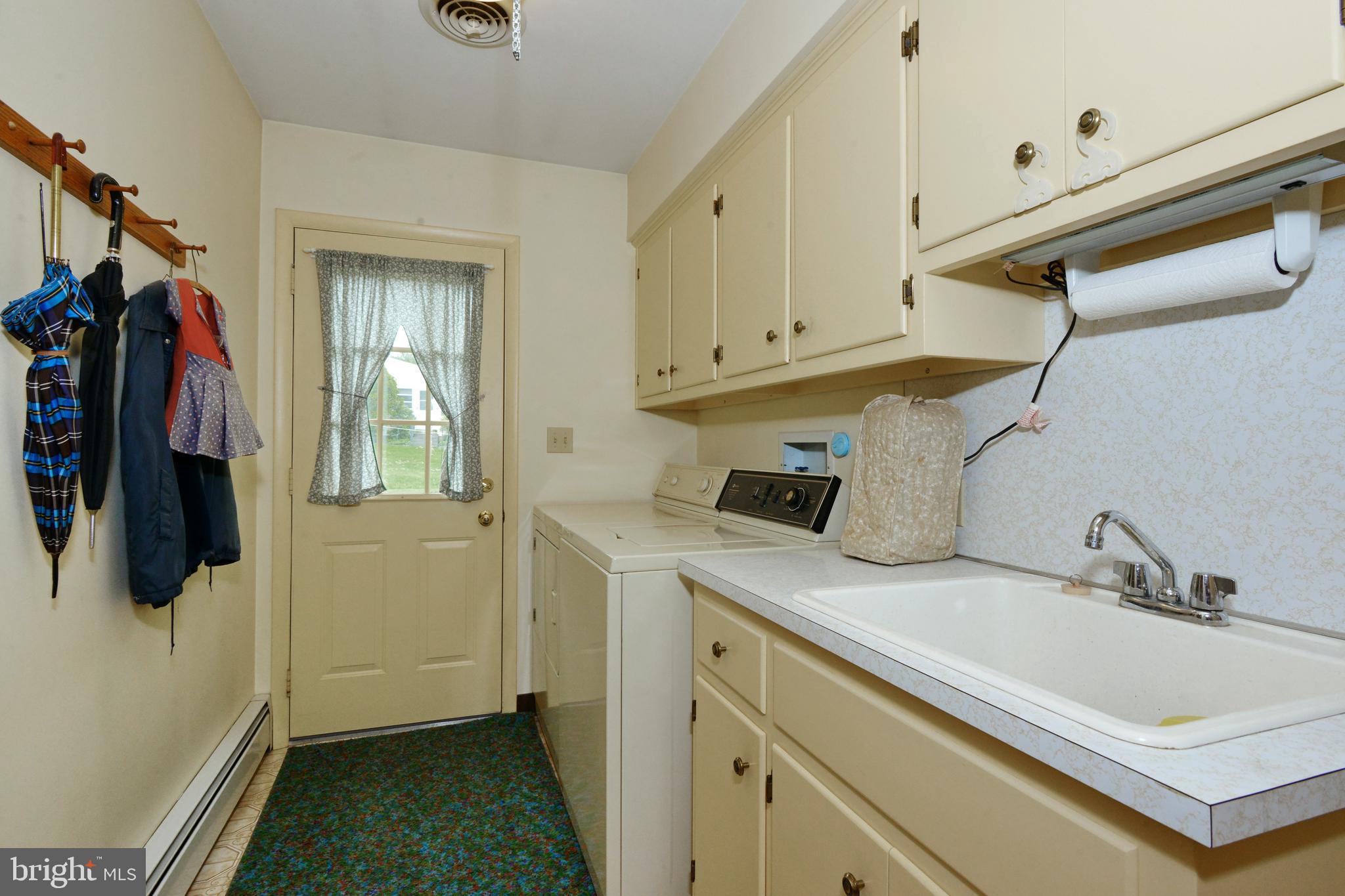 732 County Line Road Telford, PA 18969 - Photo 18 of 33 Laundry Room