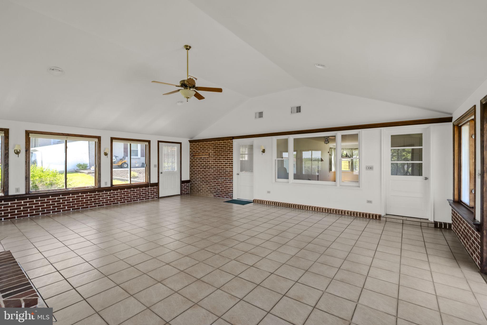 2136 Hobson Road Lancaster, PA 17602 - Photo 31 of 52