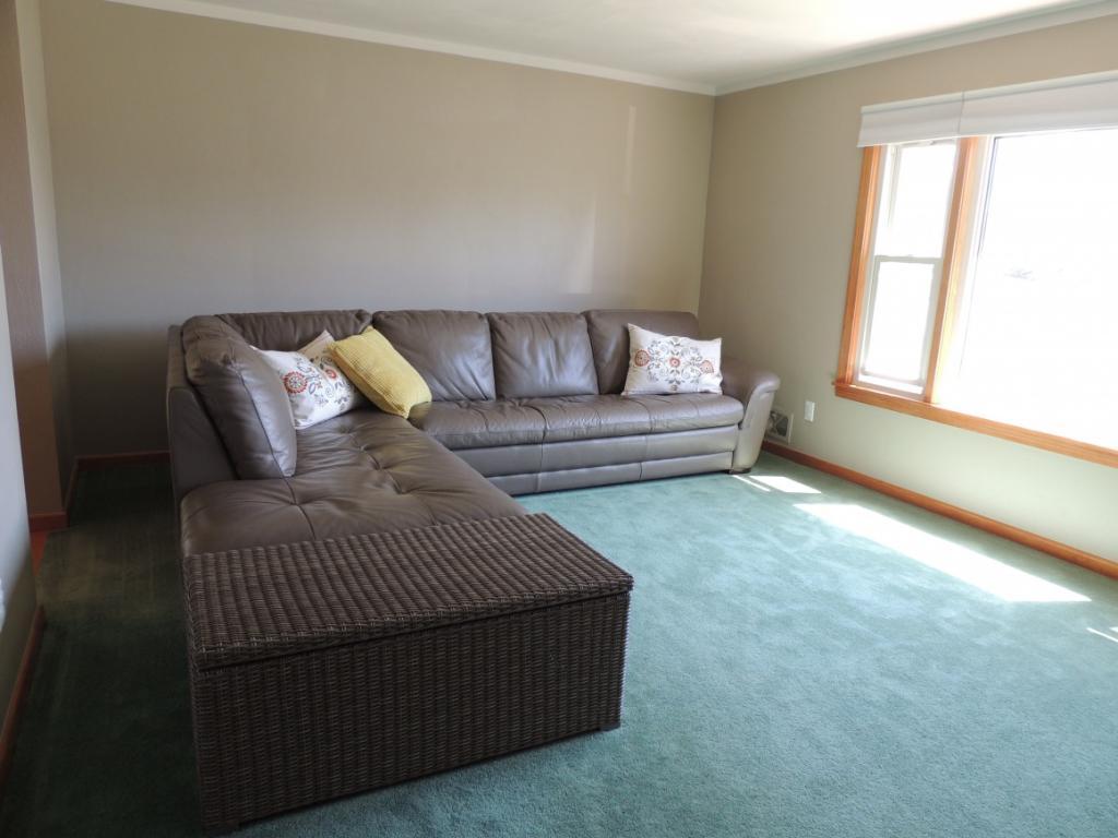 216 Ridgefield Road Endicott, NY 13760 - Photo 5 of 22 Gallery Image 5