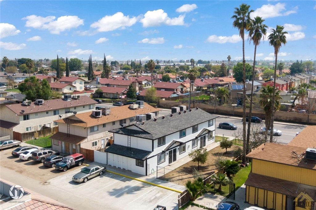 900 Pacheco Road Bakersfield, CA 93307 - Photo 1 of 20