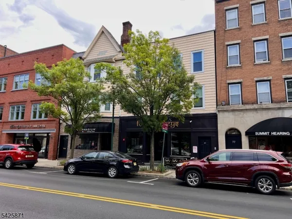 $3,000 | 83 Summit Avenue, Unit 3, Summit, NJ 07901
