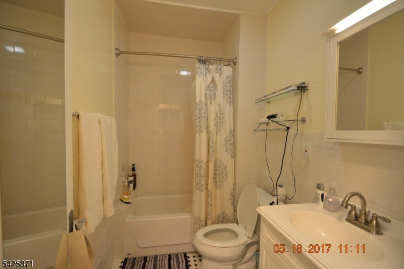 83 Summit Avenue, Unit 3 Summit, NJ 07901 - Photo 16 of 17