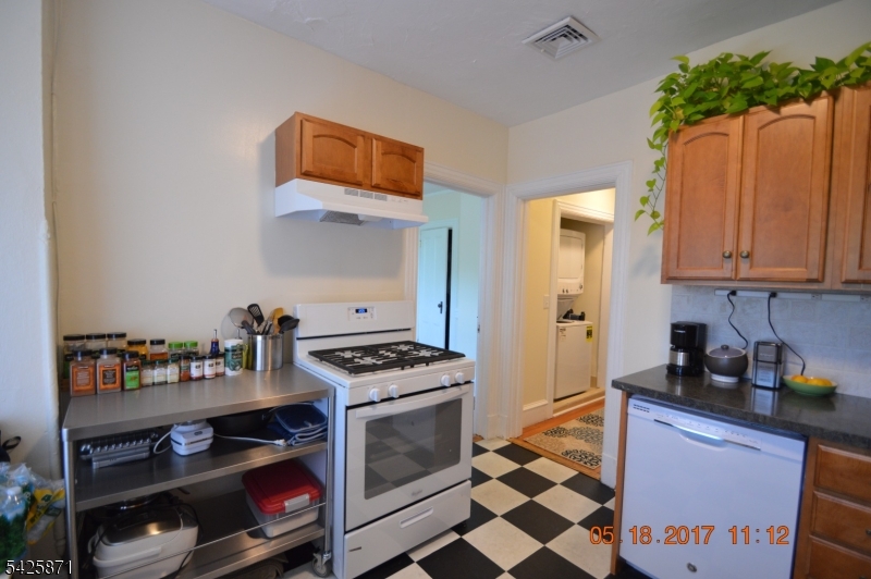 83 Summit Avenue, Unit 3 Summit, NJ 07901 - Photo 7 of 17