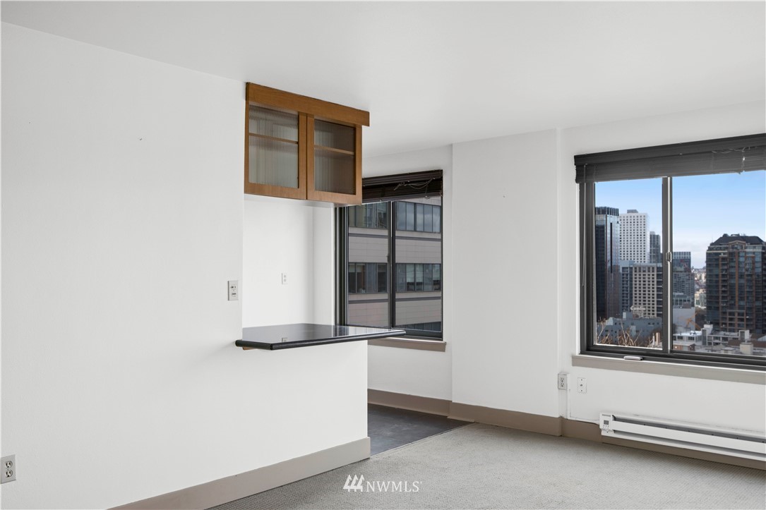 1105 Spring Street, Unit 1006 Seattle, WA 98104 - Photo 5 of 22